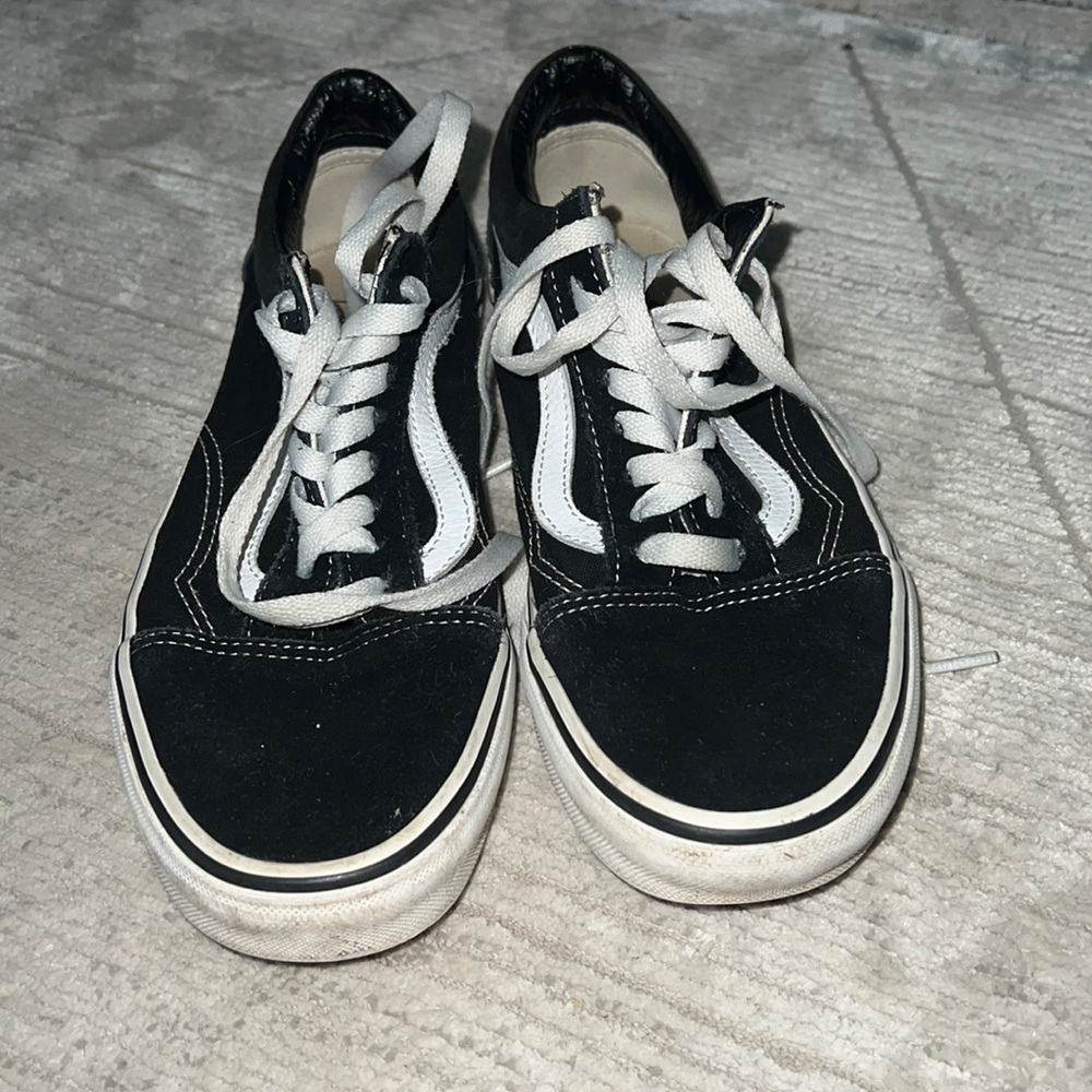 Vans Old Skool Womens 6Black and White